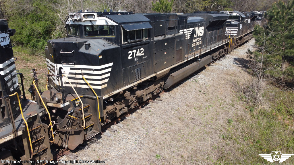 NS 2742